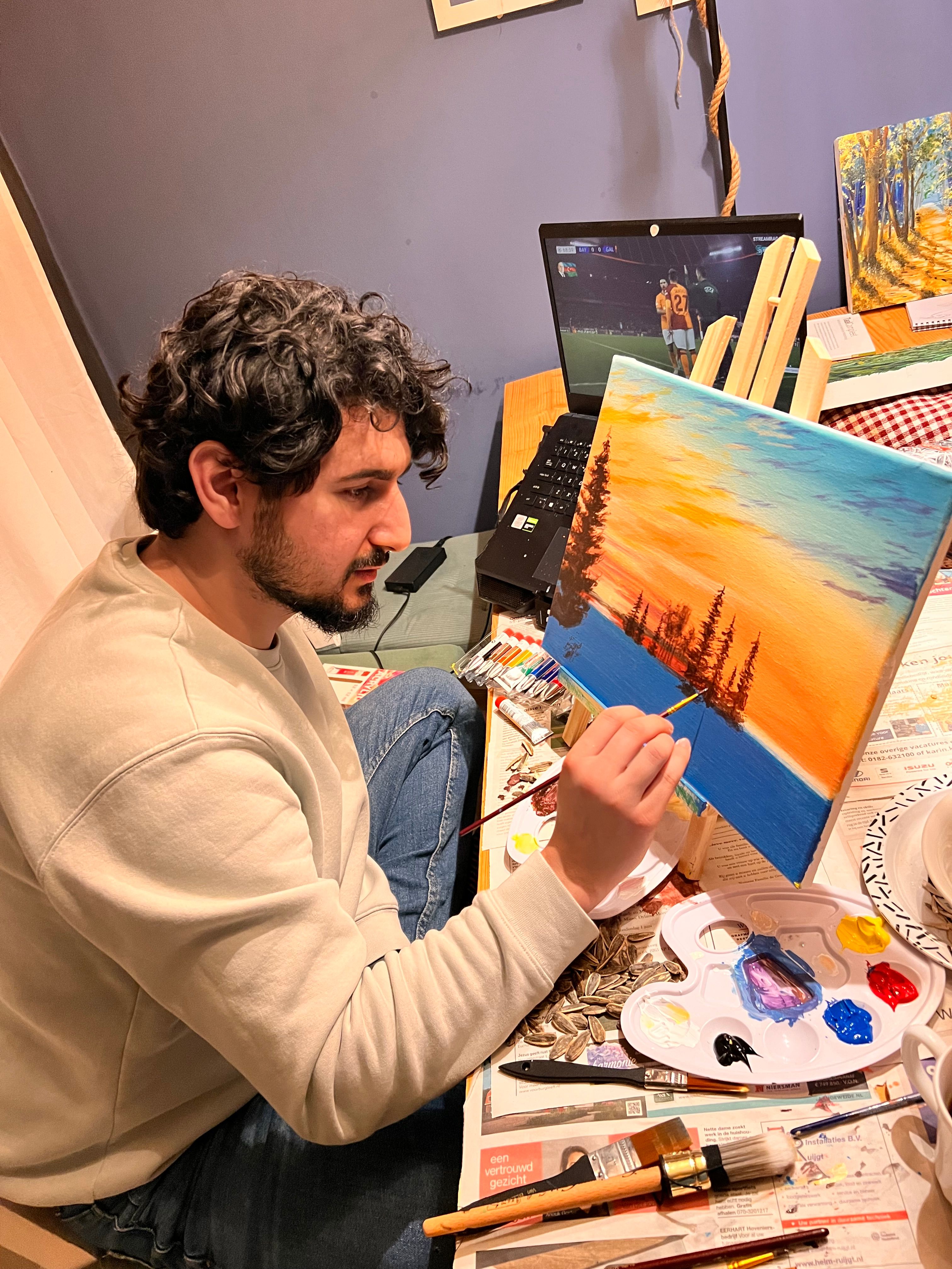 Yasin at work in the Voorburg studio