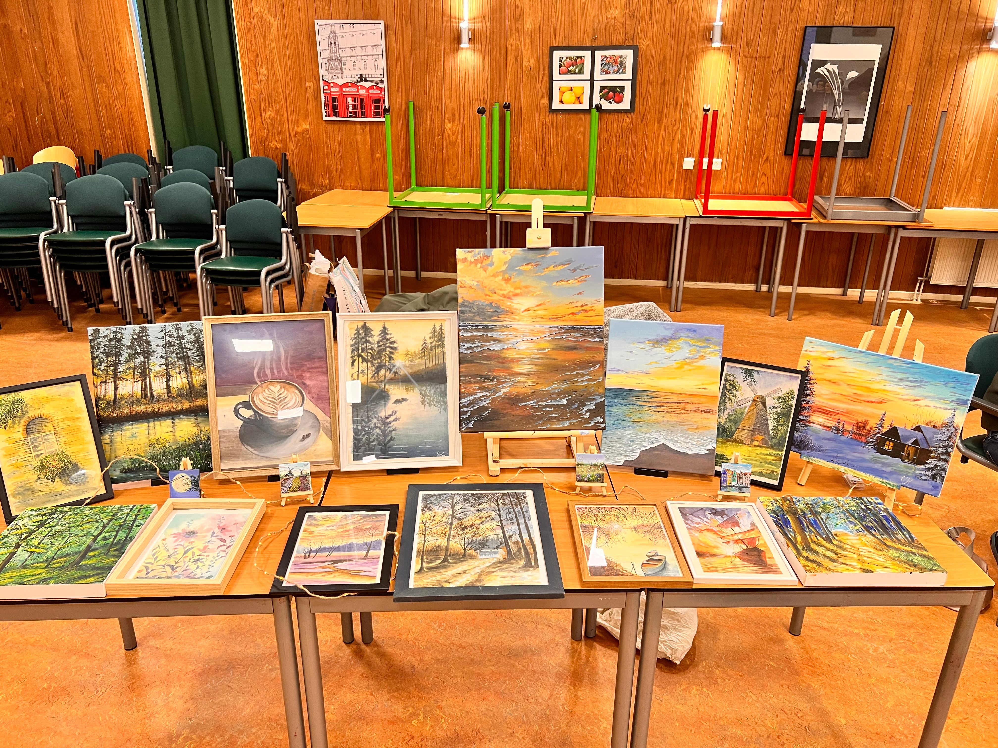 Yasin's paintings displayed at a Voorburg buurthuis showing